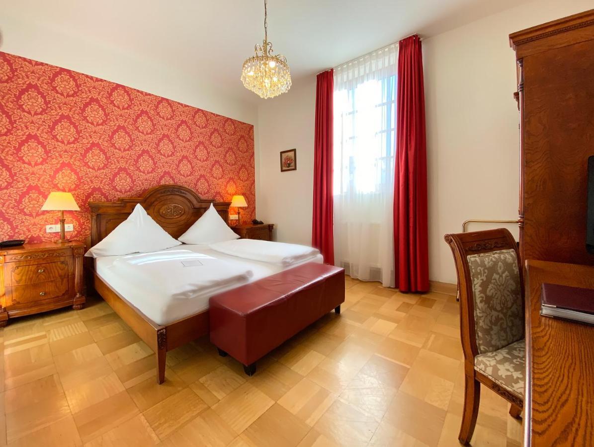 Hotel Rathausgloeckel Baden-Baden Exteriör bild